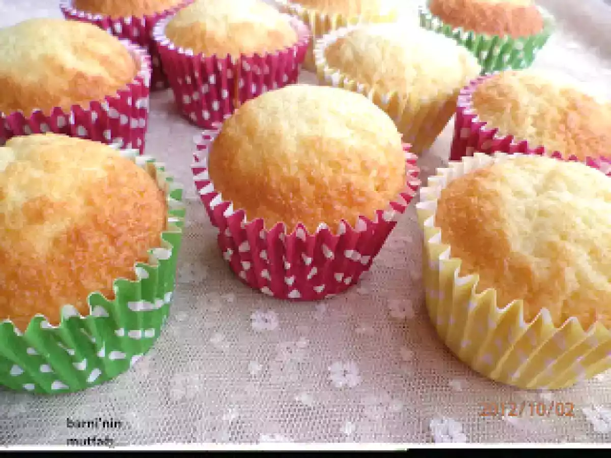 Vanilyalı Muffinler