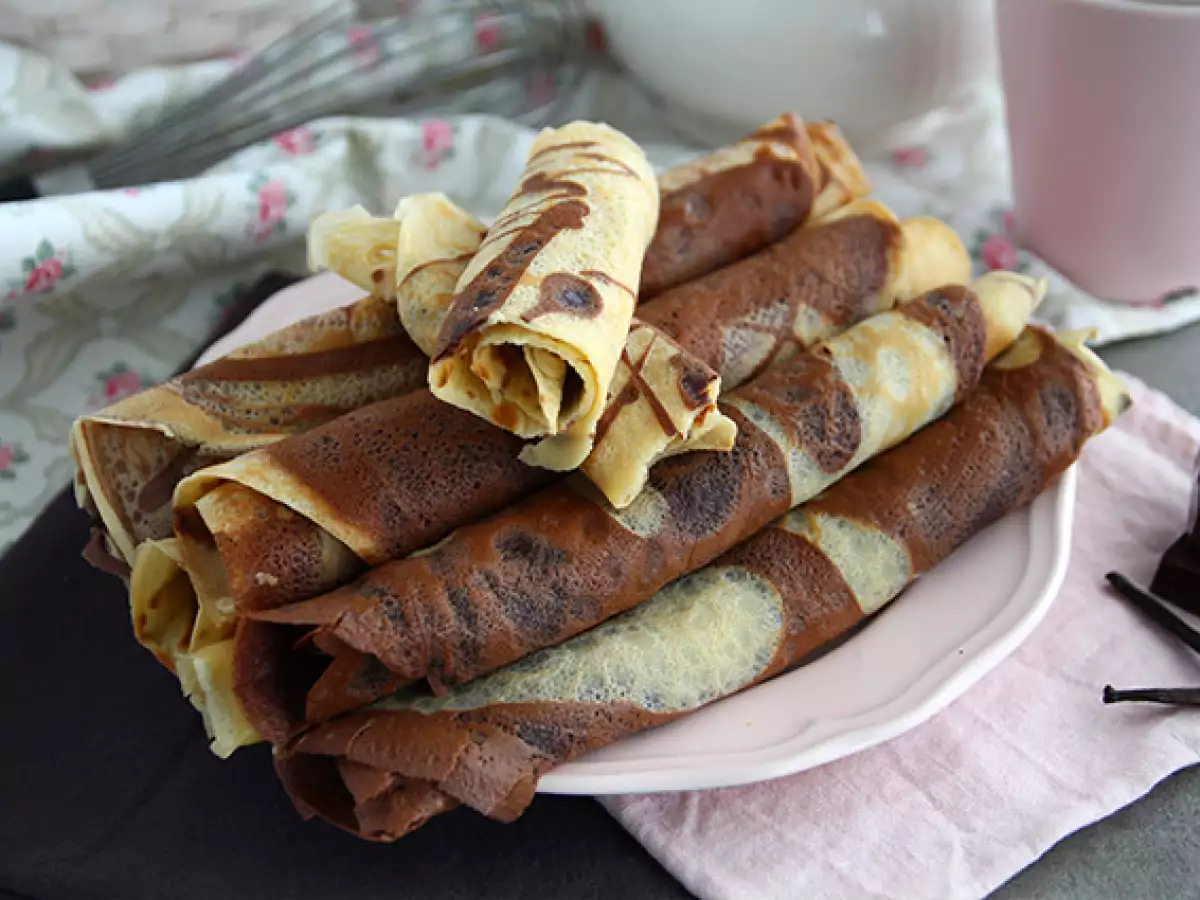 Vanilyalı ve Çikolatalı Ebruli Krep Tarifi - fotoğraf 4