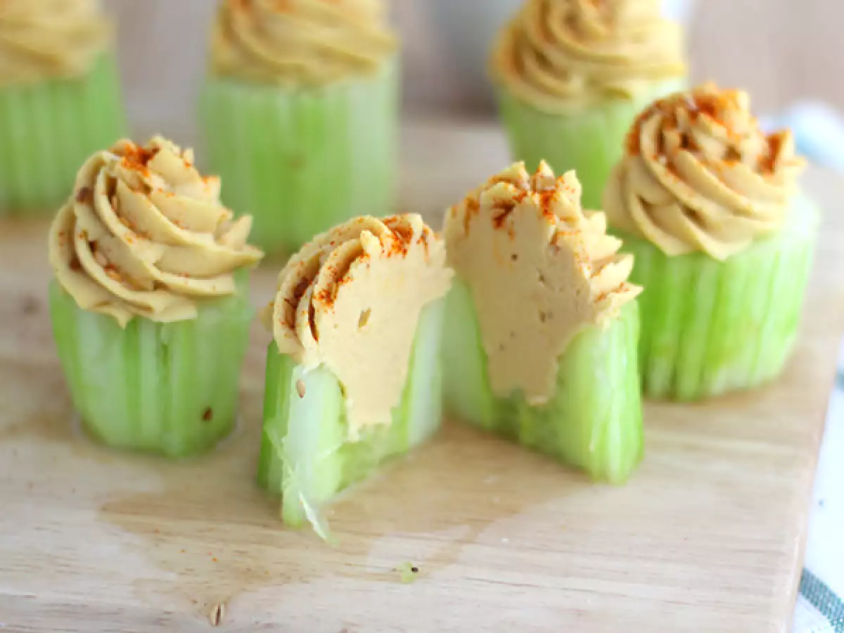 Vegan salatalık ve humuslu kekler - fotoğraf 3