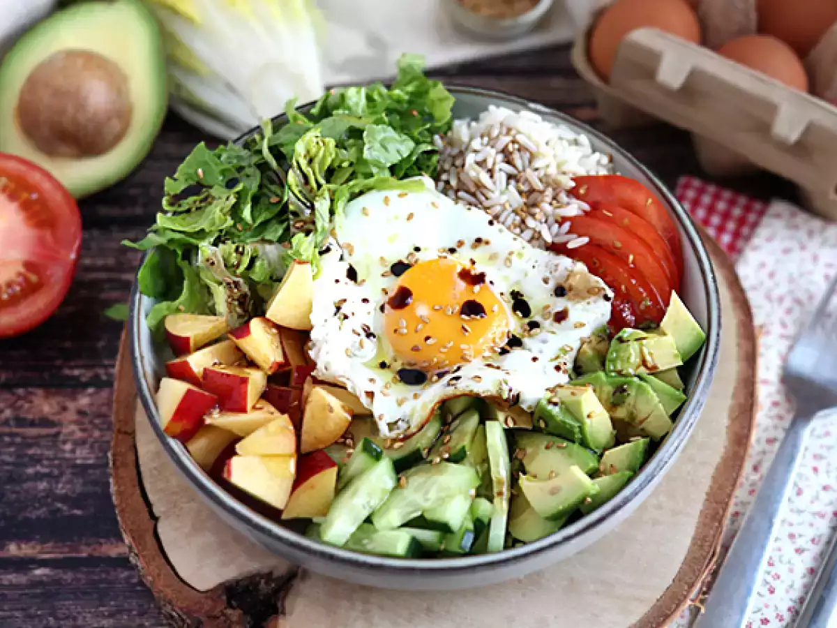 Vejetaryen Buda kasesi - Güzelce dengelenmiş ve renkli bir salata! - fotoğraf 3