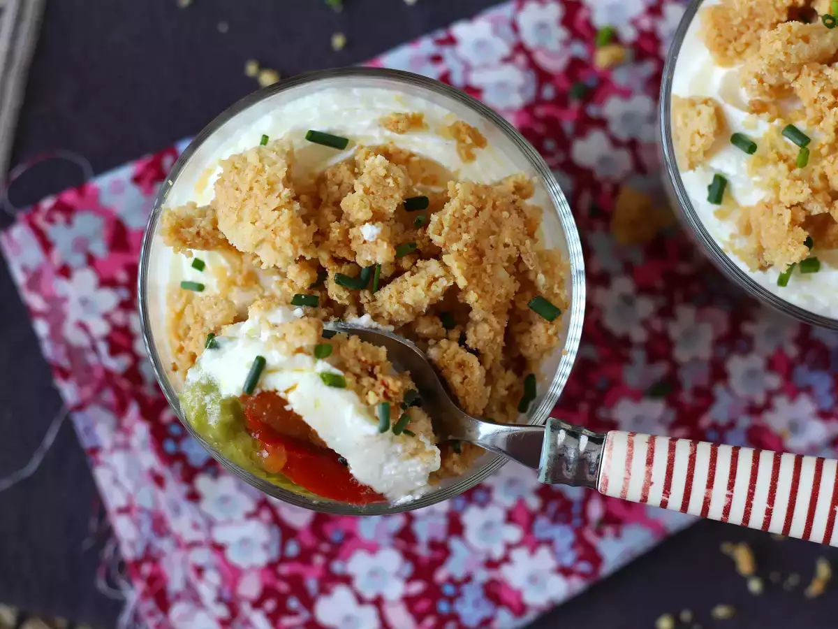 Vejetaryen Sunum Bardakları: Bezelye Kreması, Parmesanlı Crumble ve Mascarpone Kreması - fotoğraf 4