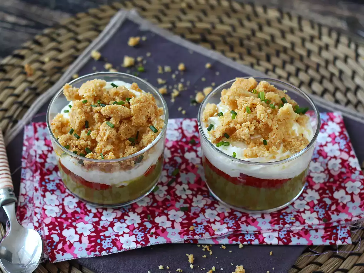 Vejetaryen Sunum Bardakları: Bezelye Kreması, Parmesanlı Crumble ve Mascarpone Kreması - fotoğraf 9