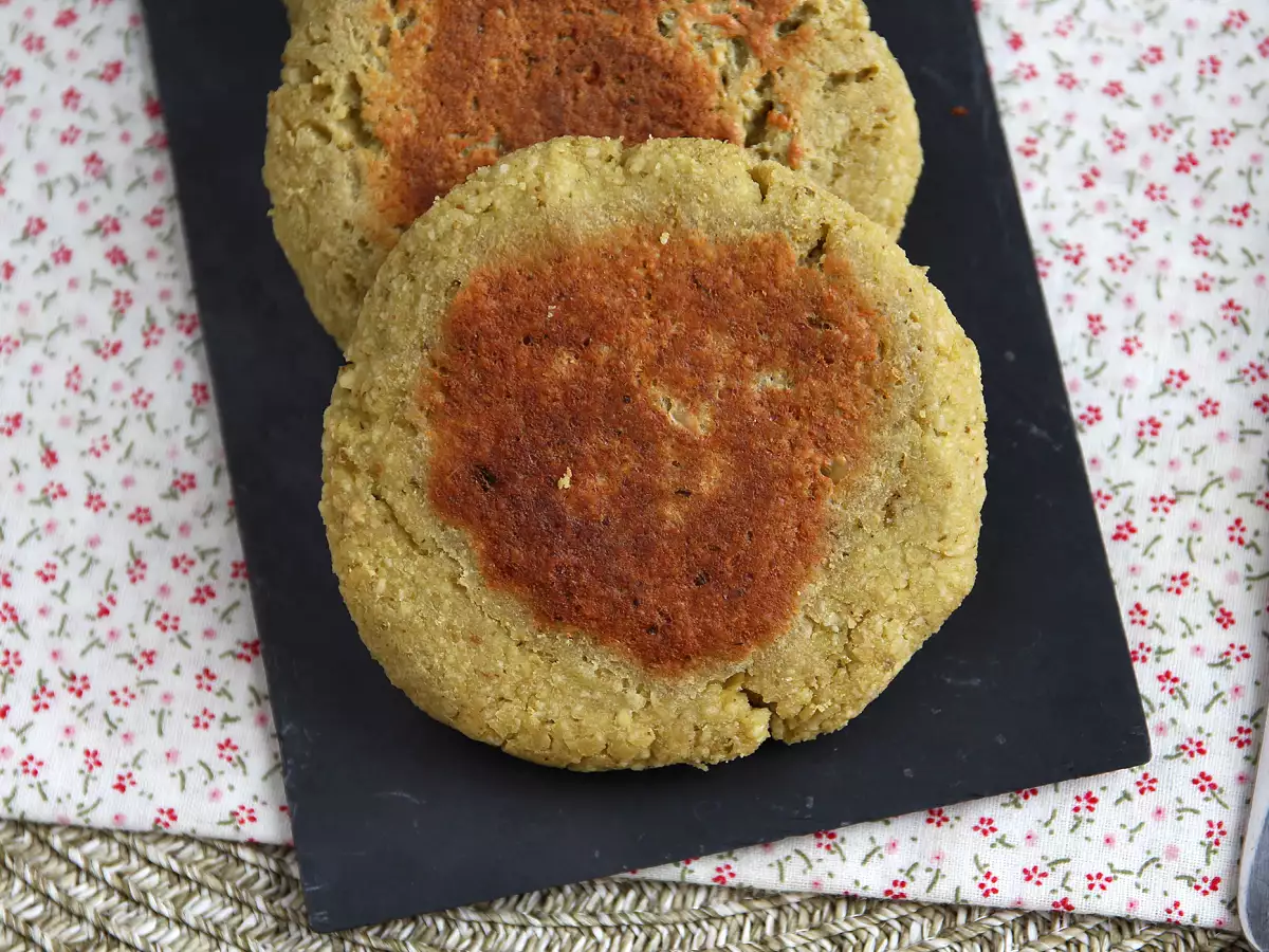 Vejetaryen Yemekler İçin Kolay Tofu Köftesi - fotoğraf 3