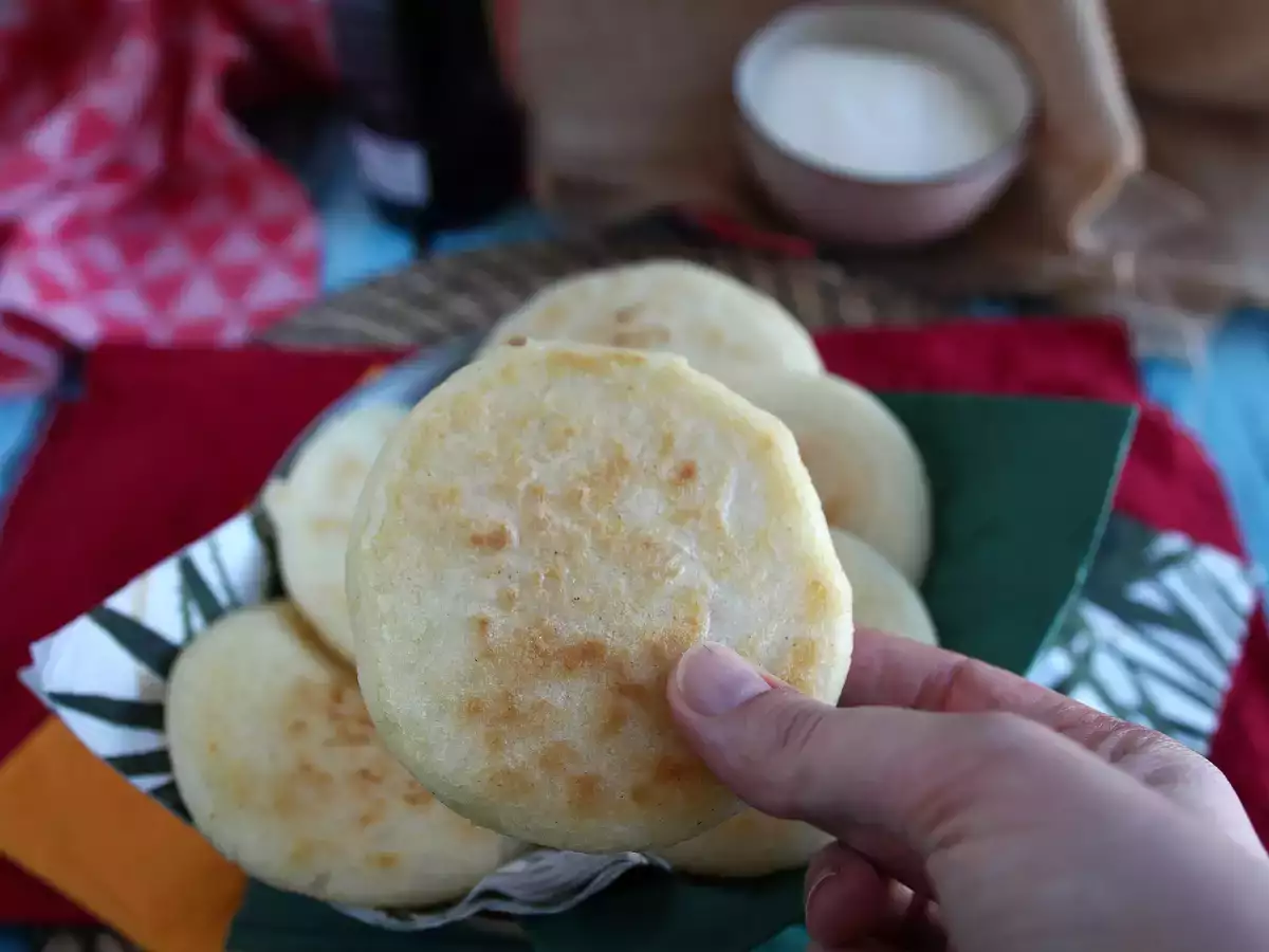 Venezuelalı arepalar: sadece 3 malzemeyle hazırlanan glutensiz ekmekler - fotoğraf 2