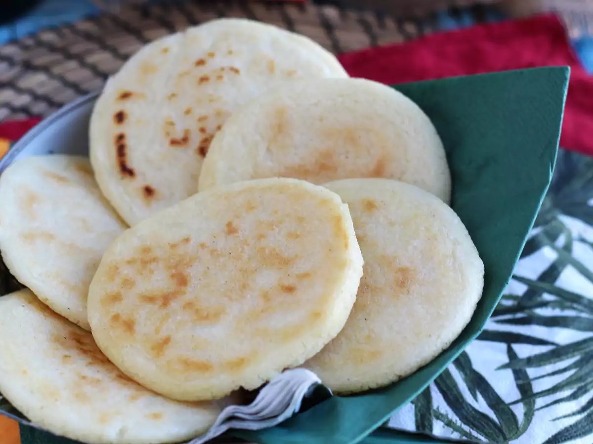 Venezuelalı arepalar: sadece 3 malzemeyle hazırlanan glutensiz ekmekler - fotoğraf 4