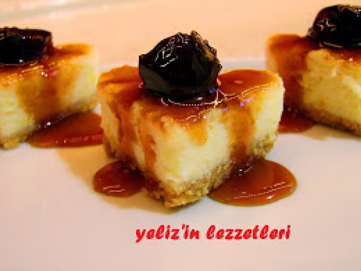VİŞNELİ CHEESECAKE