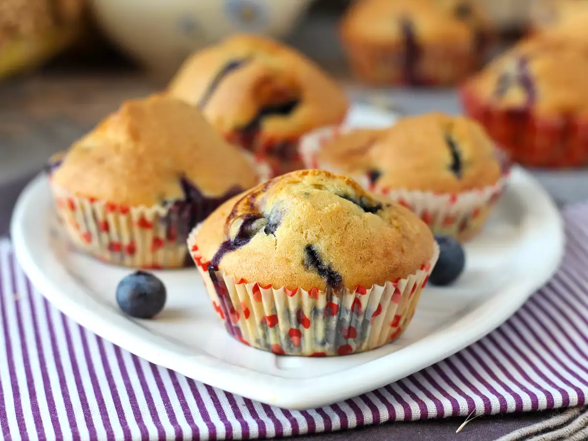 Yaban Mersinli Mini Muffinler: Pirene Turtasının Mini Hâli - fotoğraf 3