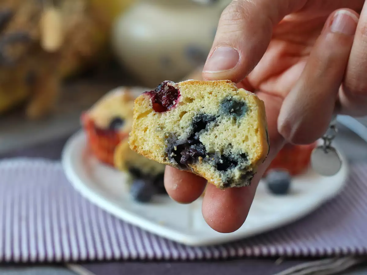 Yaban Mersinli Mini Muffinler: Pirene Turtasının Mini Hâli - fotoğraf 8