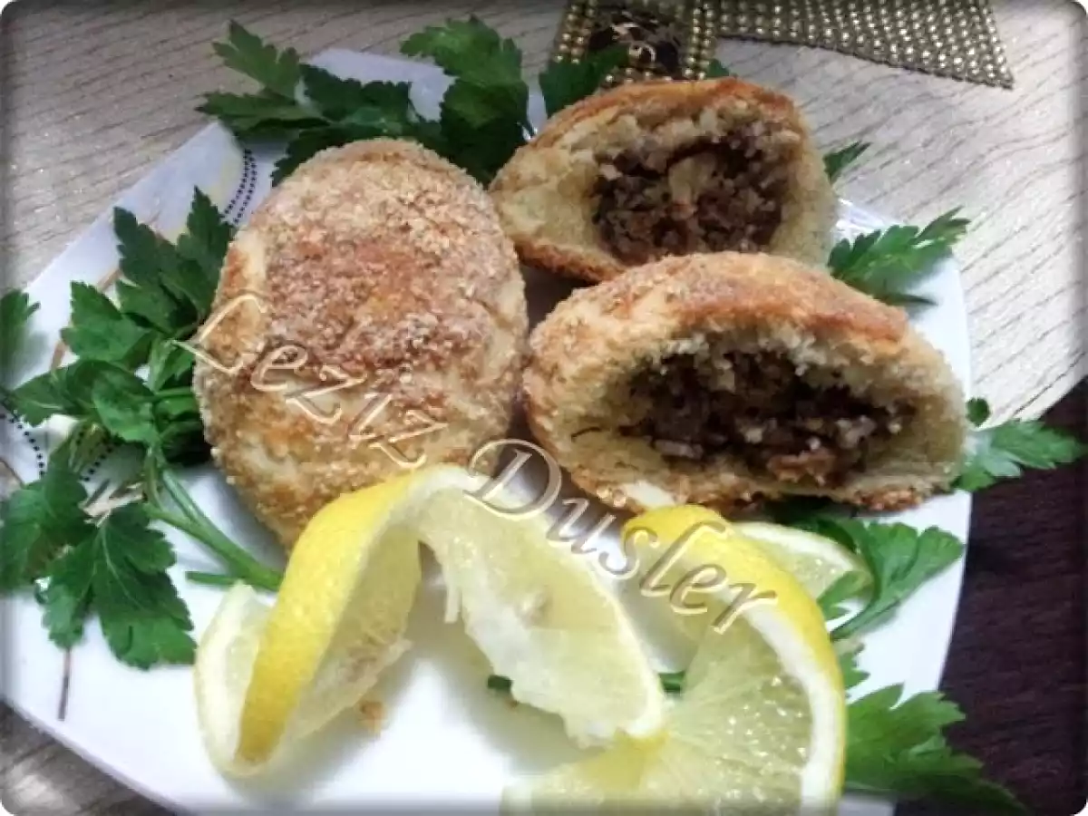 YALANCI iCLi KÖFTE / iCLi KÖFTELi POGACA