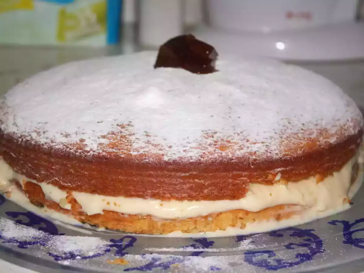YEMEK FIRTINASI 20.GÜN ALMAN PASTASI