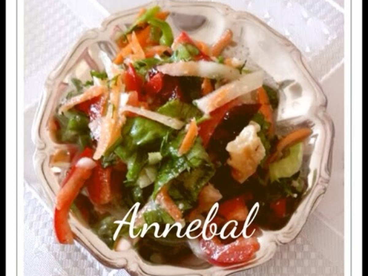 Yer elmalı salata