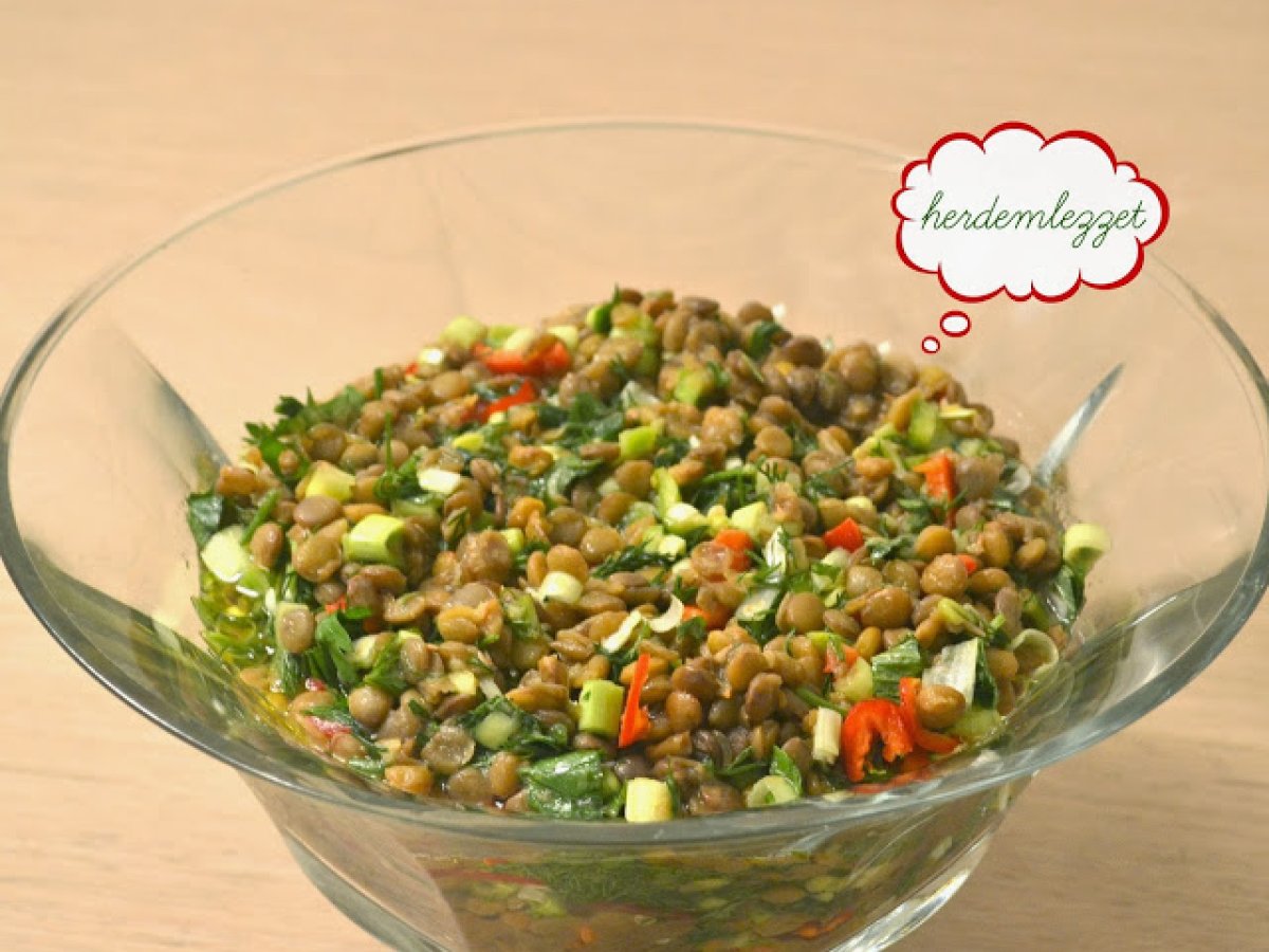 YEŞİL MERCİMEK SALATASI