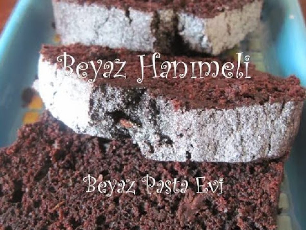 Yeşil kabaklı çikolatalı enfes kek (chocolate zucchini bread)