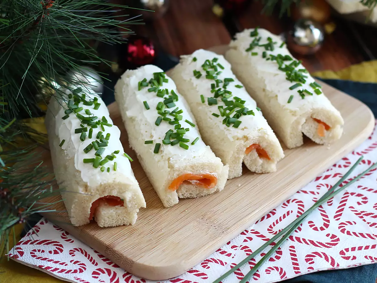 Yılbaşı Kütüğü Şeklinde Somonlu Tostlar - fotoğraf 3