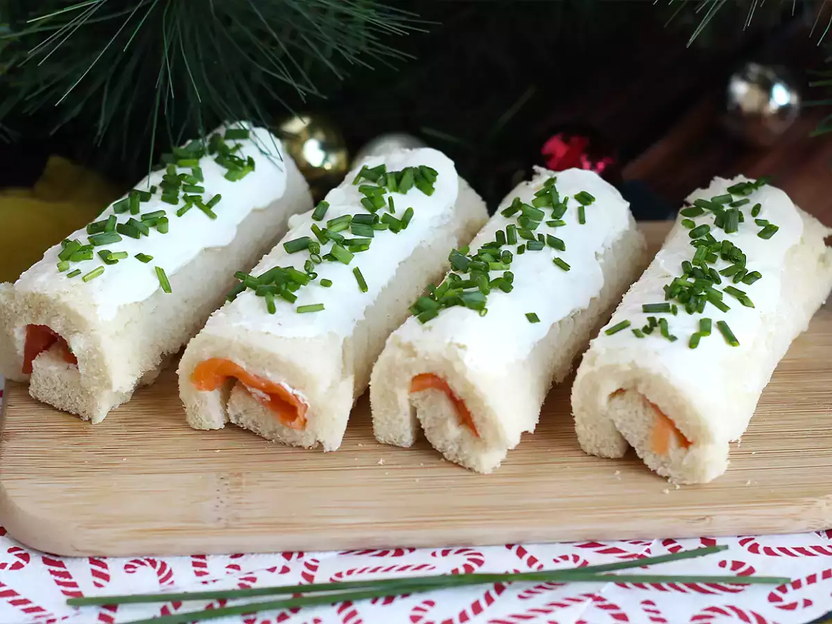 Yılbaşı Kütüğü Şeklinde Somonlu Tostlar - fotoğraf 5