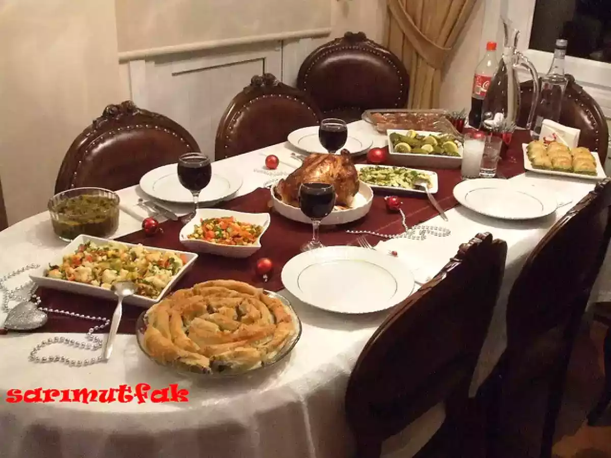 YILBAŞI MENÜSÜ VE KESTANELİ İÇ PİLAVLI TAVUK DOLMA - fotoğraf 4