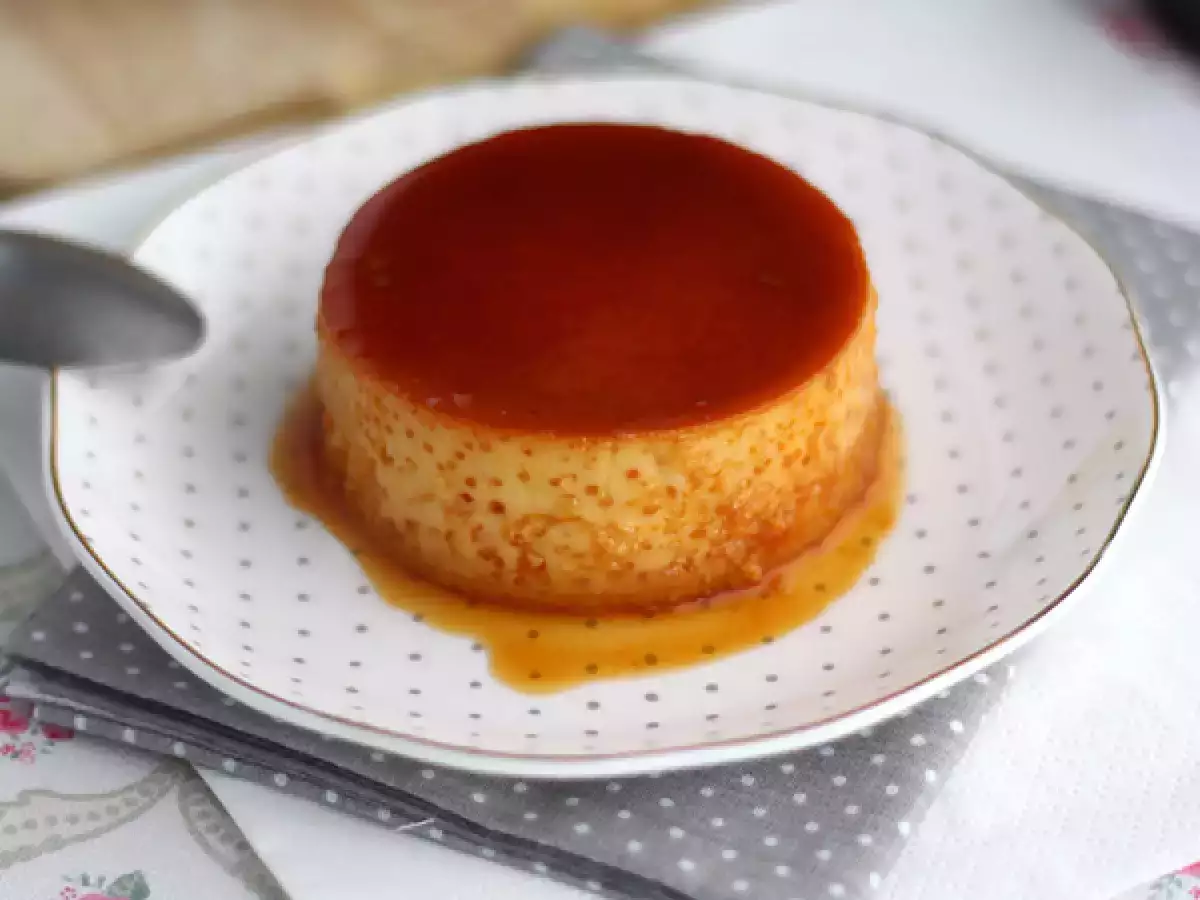 Yoğunlaştırılmış Sütlü Karamelli Flan - fotoğraf 3