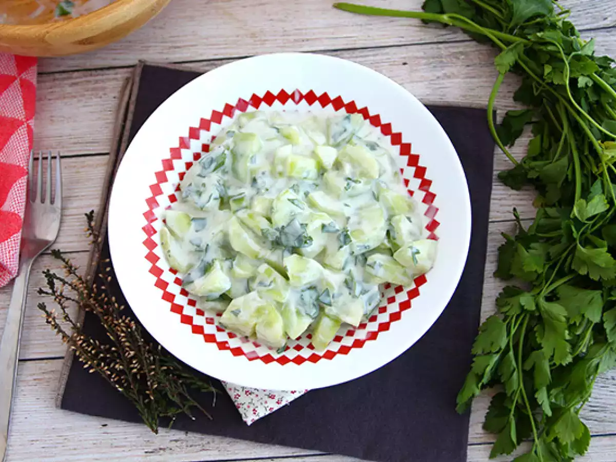 Yoğurt soslu salatalık - fotoğraf 3