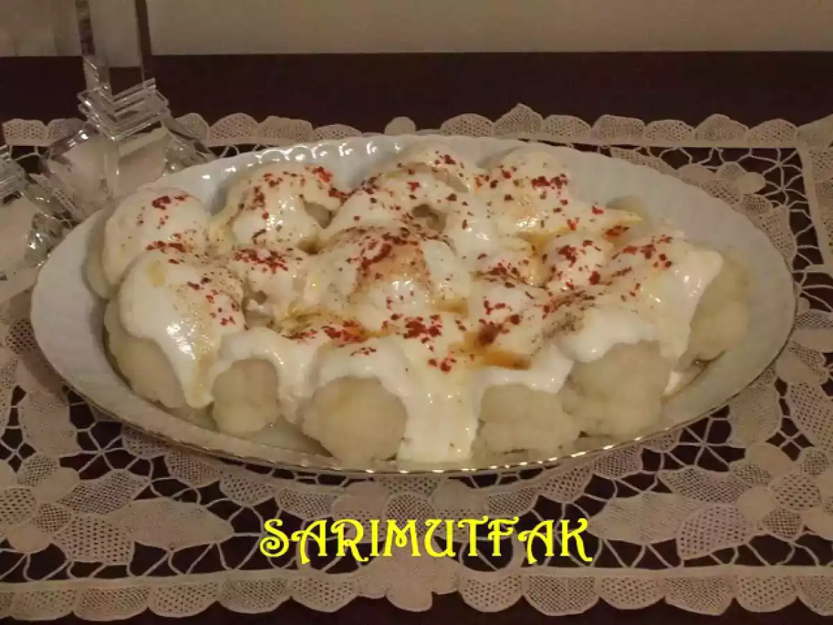 YOĞURTLU KARNIBAHAR SALATASI