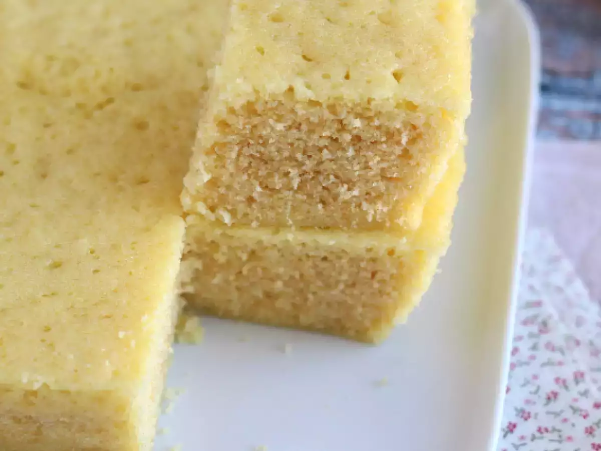 Yoğurtlu pandispanya mikrodalgada 10 dakika içinde. - fotoğraf 3