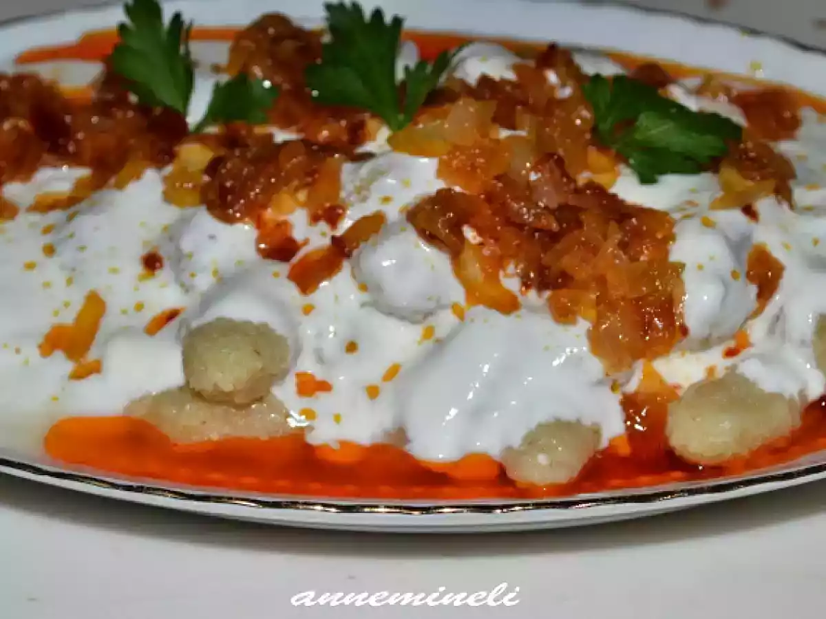 YOĞURTLU SADE BULGUR KÖFTESİ