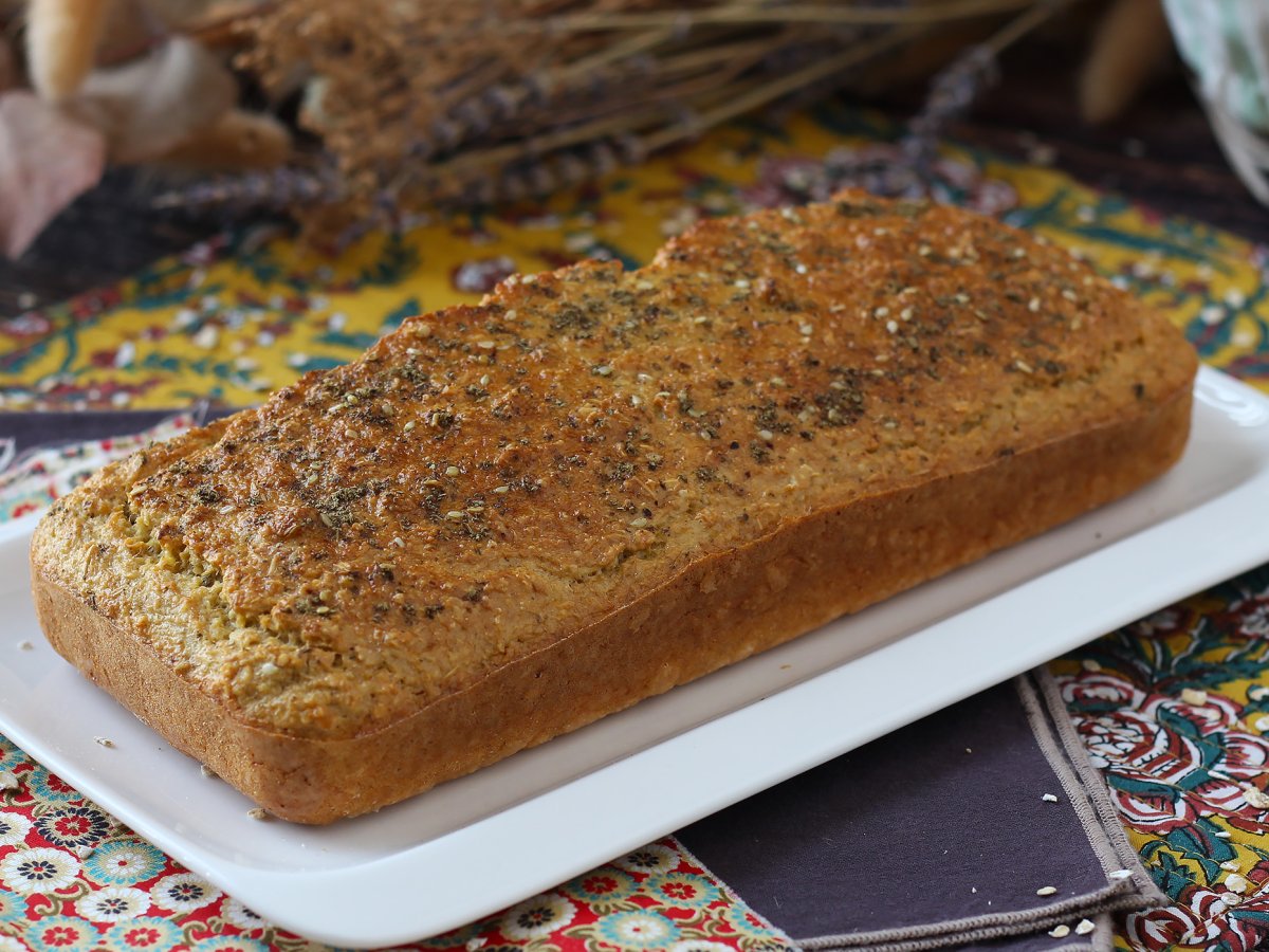Yoğurtlu ve yumurtalı glutensiz yulaflı ekmek: protein dolu, sağlıklı ve yapımı kolay bir tarif - fotoğraf 3