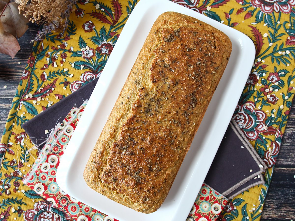 Yoğurtlu ve yumurtalı glutensiz yulaflı ekmek: protein dolu, sağlıklı ve yapımı kolay bir tarif - fotoğraf 4