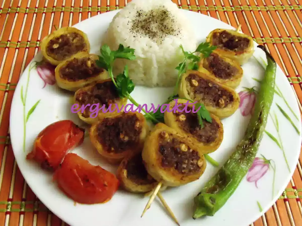 YUFKALI DARÜZZİYAFE KÖFTESİ