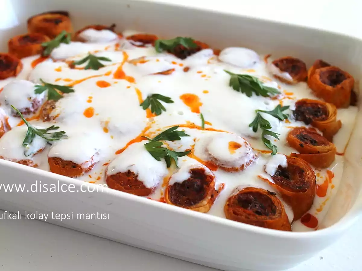 YUFKALI KOLAY TEPSİ MANTISI