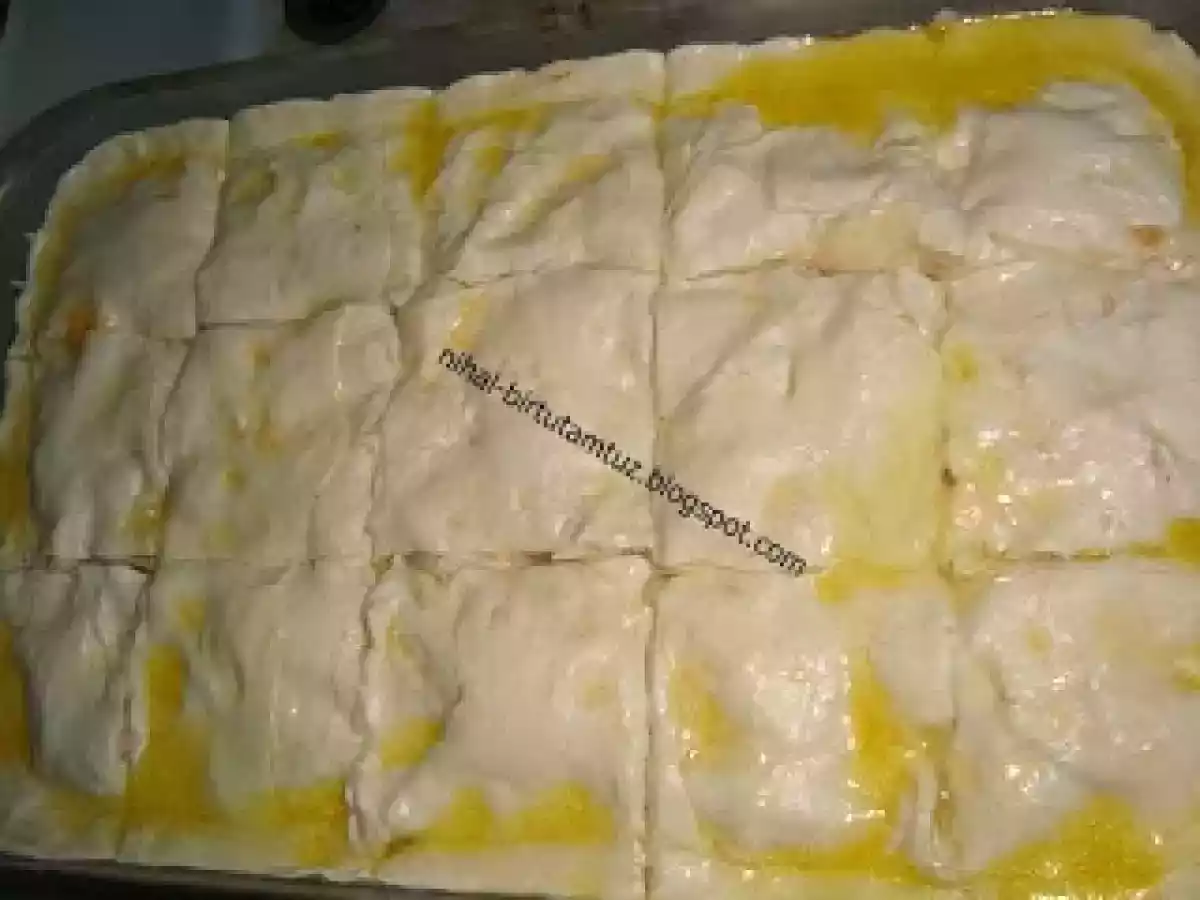 Yufkalı-milföylü börek - fotoğraf 2
