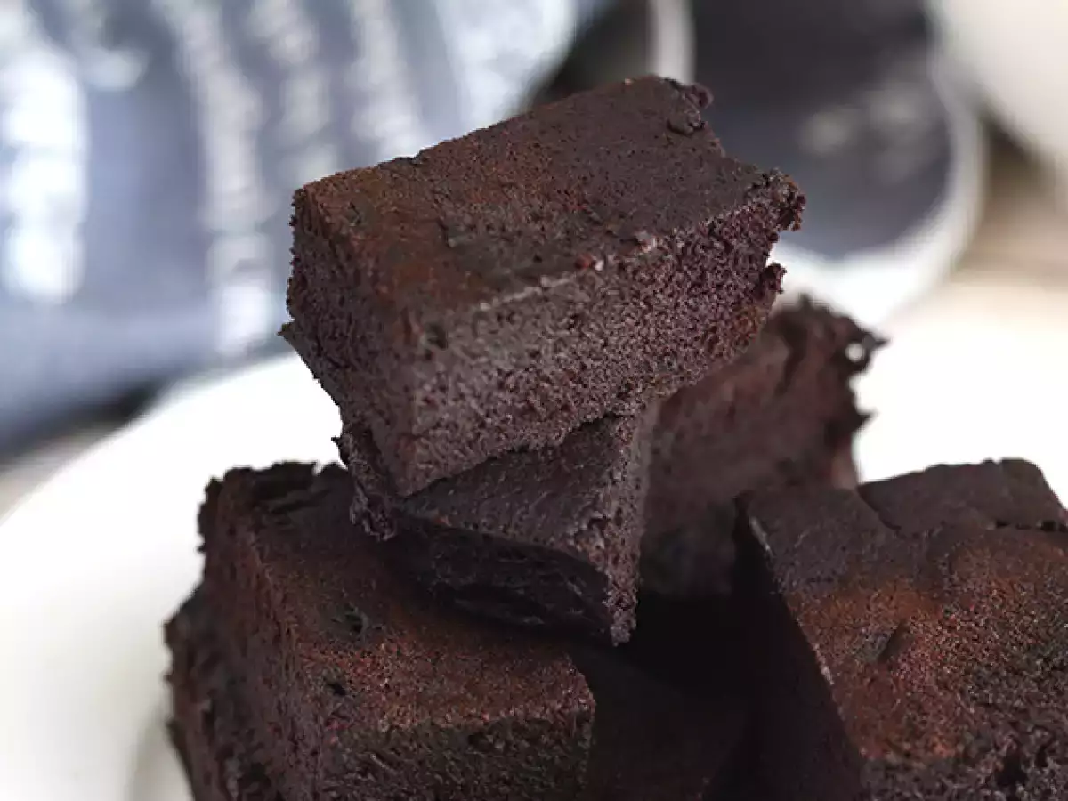 Yumurtasız, fırınsız, laktozsuz, çikolatalı kek - fotoğraf 4