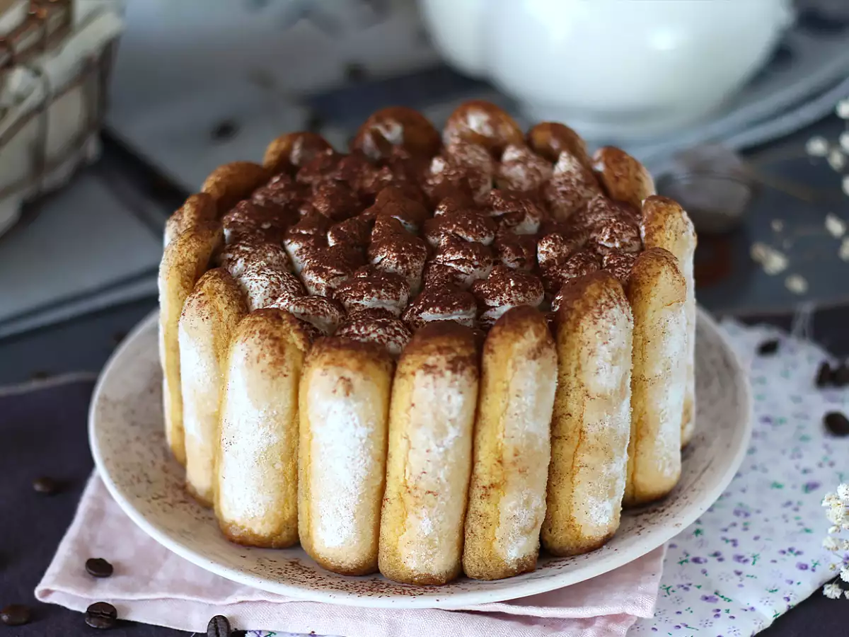 Yumurtasız, Lezzetli Tiramisu Usulü Charlotte - fotoğraf 2