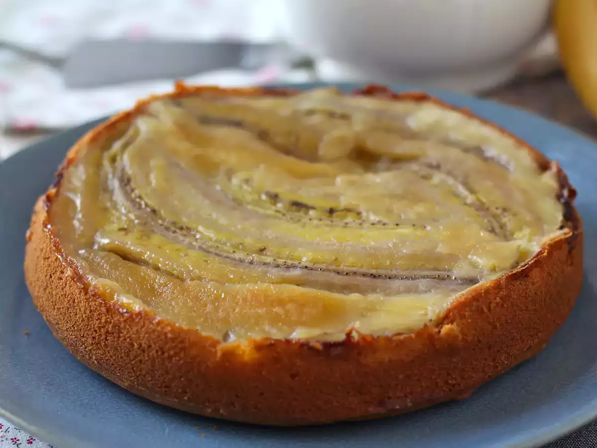 Yumuşacık Muzlu Ters Kek - fotoğraf 6