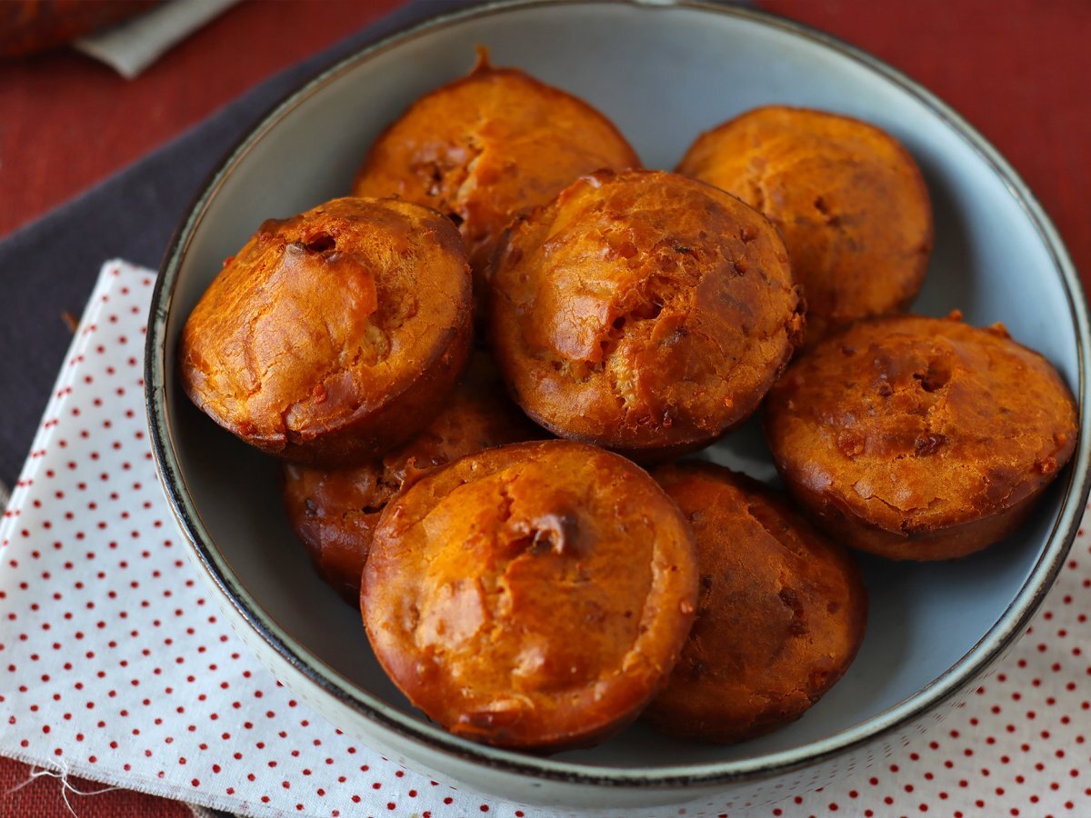 Yumuşak ve baharatlı chorizo muffin