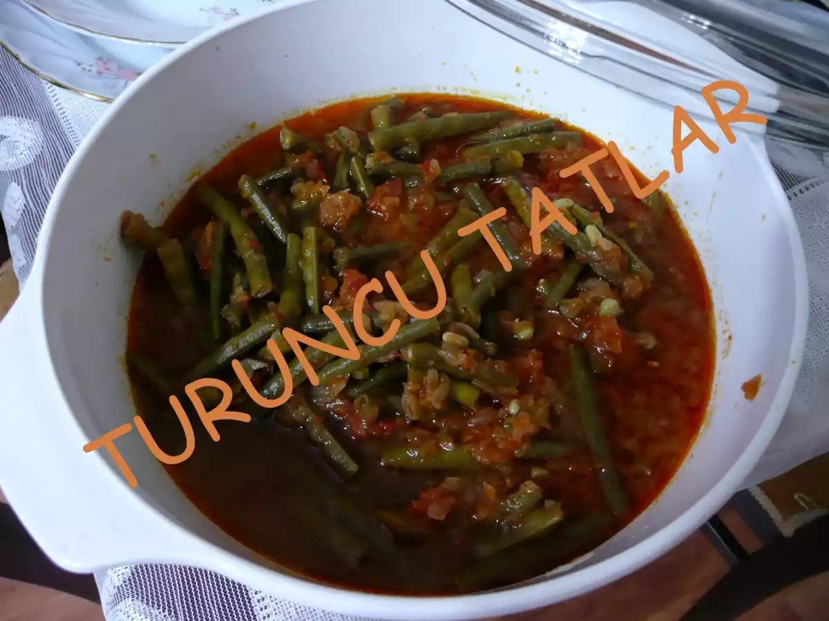 ZEYTİN YAĞLI BÖRÜLCE YEMEĞİ - fotoğraf 2