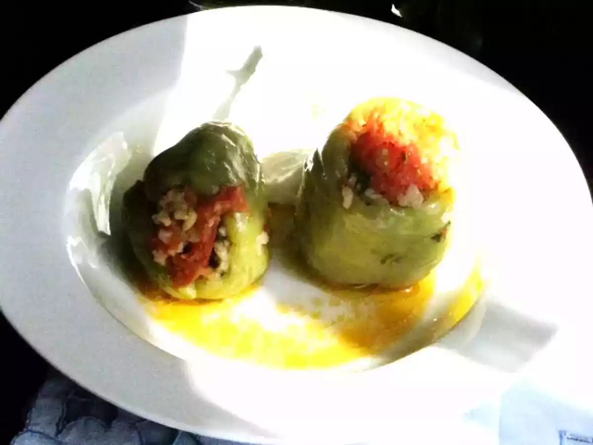 ZEYTİNYAĞLI KÖZLENMİŞ PATLICANLI BİBER DOLMASI - fotoğraf 3
