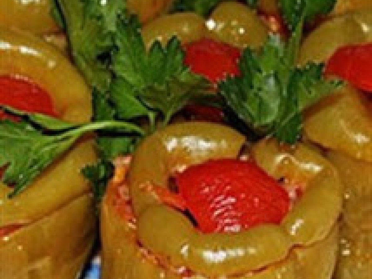 Zeytinyağlı etli biber dolması tarifi