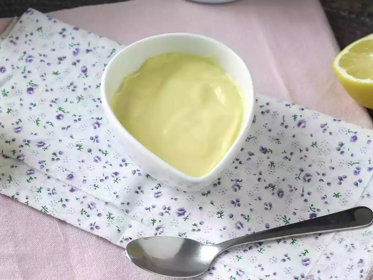 Zeytinyağlı ev yapımı mayonez