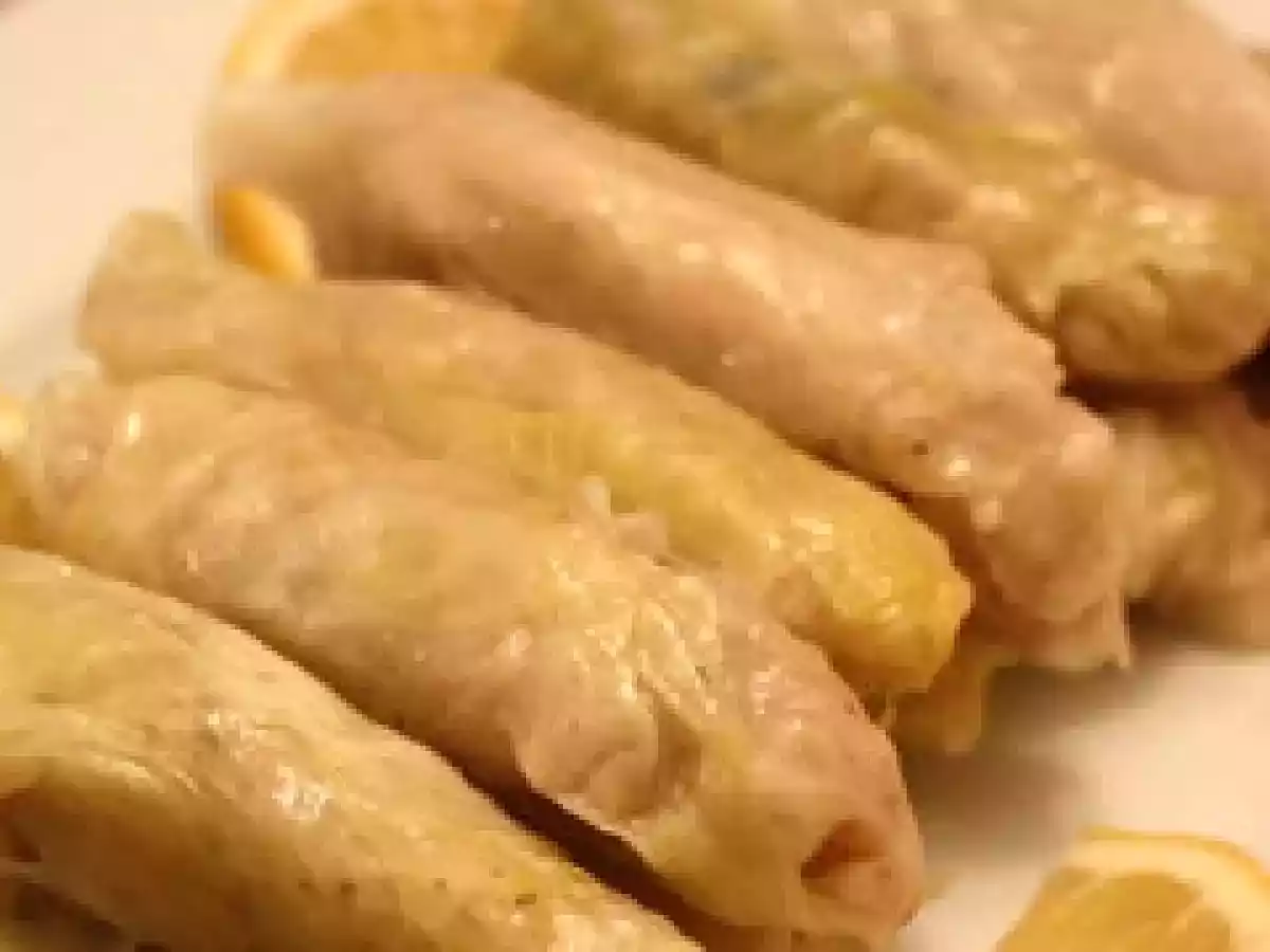 Zeytinyağlı lahana sarması nasıl yapılır?